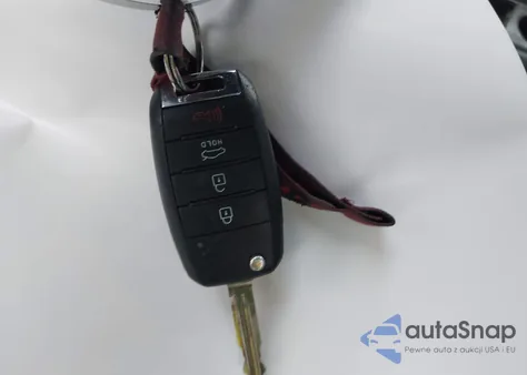 2017 Kia Forte Lx z USA, uszkodzony, nr VIN 3KPFL4A72HE045321